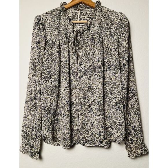 Free People Ditsy Floral Smocked Blouse Sz S Ruffle Tie Neck Boho Office Chic - Picture 10 of 12